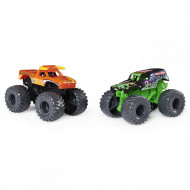 MONSTER JAM SET DE JOACA EL TORO LOCO SI GROPARUL
