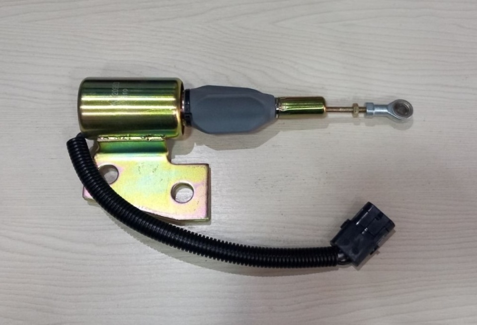 STOP SOLENOID CUMMINS 24V 3991168