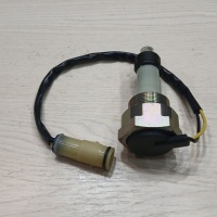 SENZOR NIVOA RASHLADNE TECNOSTI KHD/DEUTZ 04199831