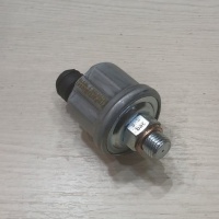 SENZOR PRITISKA ULJA DEUTZ 1012/1013 04190809