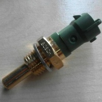 SENZOR TEMPERATURE KHD/DEUTZ 04213210