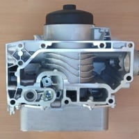 HLADNJAK ULJA SA KUCISTEM KHD/DEUTZ 04905487