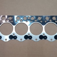 DIHTUNG GLAVE KOMATSU S6D108 6221-17-1811