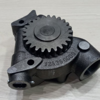 PUMPA ULJA DEUTZ 913 4CIL 04231921