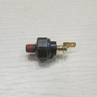 SENZOR PRITISKA ULJA VOLVO 14529033