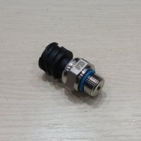 SENZOR PRITISKA ULJA VOLVO 22899626