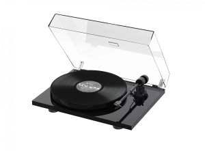PRO-JECT E1 High Gloss Black OM5e Gramofon - Img 3