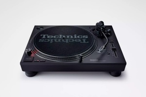 Technics SL-1210 MK7 - Img 1