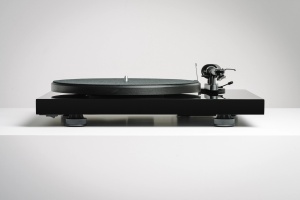 PRO-JECT Debut III DC 0M5ePiano Black Gramofon - Img 4