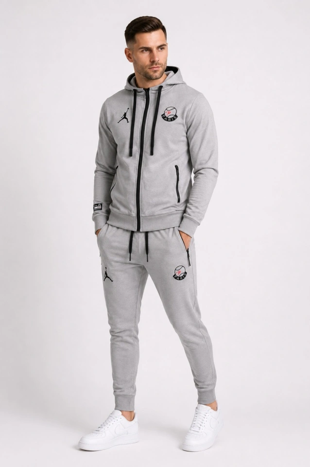Trening barbati model slim fit T413