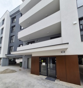 Apartament 3 camere, etaj 2 ,suprafata 79.20 mpt, Romco Bratarii - Img 4