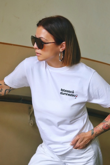 tricou unisex alb "feteasca dumnezeu"