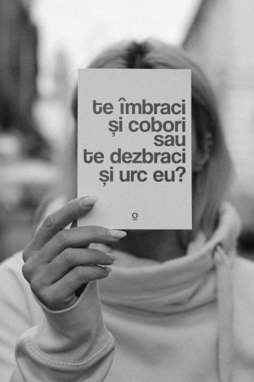 carte postala "te imbraci si cobori sau te dezbraci si urc eu?"