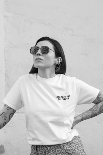 tricou unisex alb "loc de stat cu capul" - Img 1