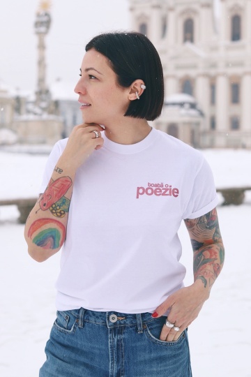 tricou unisex alb sclipici roz "toata o poezie"