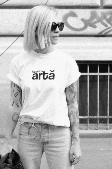 tricou unisex alb "toata o arta" - Img 1