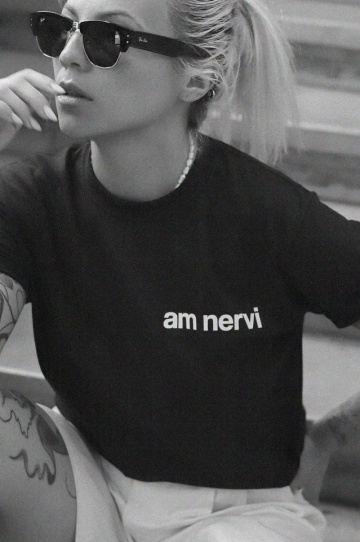 tricou unisex negru "am nervi"