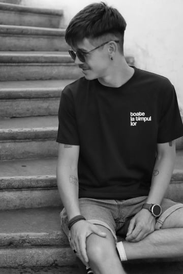 tricou unisex negru "toate la timpul lor" - Img 1