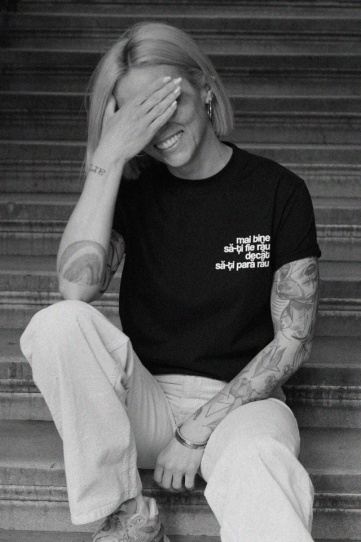 tricou unisex negru "mai bine sa-ti fie rau"