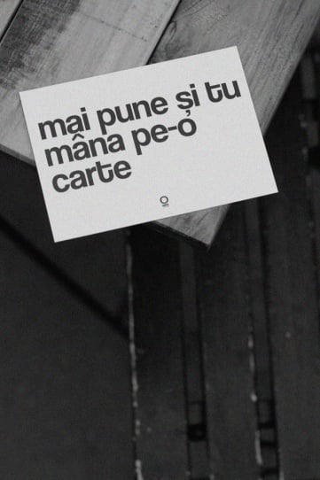 carte postala "mai pune si tu mana pe-o carte"