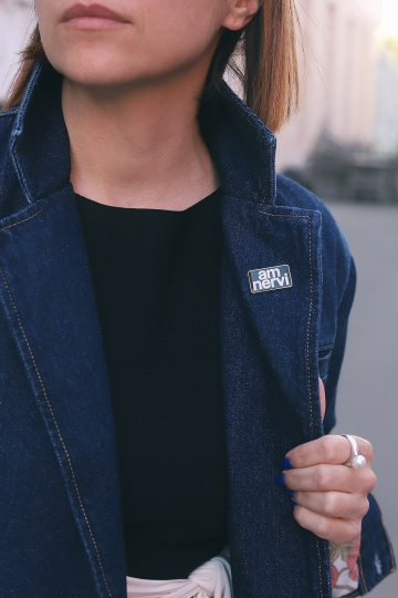 insigna "am nervi"