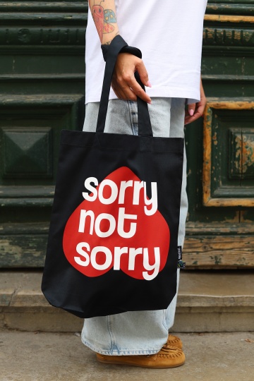 sacosa cu bretele lungi negru "sorry not sorry"