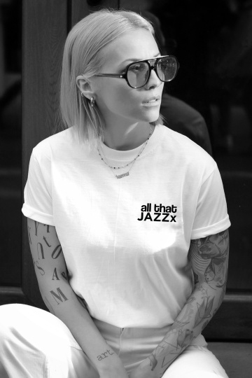 tricou alb "all that JAZZX" Tombabe x JAZZx collab.