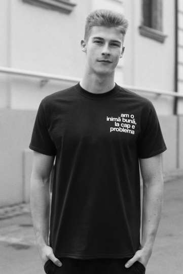 tricou unisex negru "am o inima buna, la cap e problema" - Img 1
