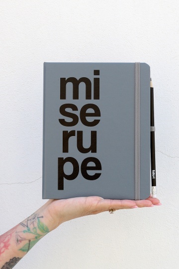 agenda "miserupe" + creion "futu-i"