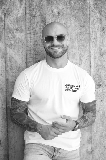 tricou unisex alb "unii fac nunta"