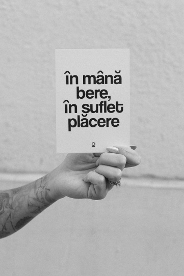 carte postala "in mana bere"