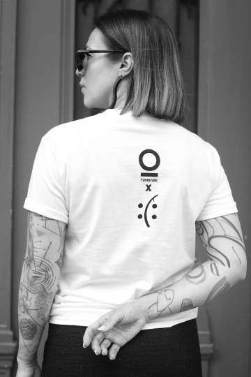 tricou unisex alb "si daca altii ploua pe tine" - Img 2