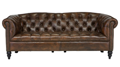 Canapele din piele naturală stil Chesterfield – eleganță britanică și rafinament atemporal