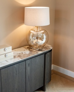 COMODA LIVING LANGFORD 200CM, REALIZAT DIN LEMN DE STEJAR, MDF SI CERAMICA, CULOARE MARO, DESIGN DEOSEBIT, RICHMOND INTERIORS - Img 8