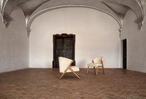 FOTOLIU PRATI 30292, ALB ANTICHIZAT SI MARO, CONFECTIONAT DIN LEMN DE PIN, SPUMA SI BUMBAC BOUCLE, STIL MODERN - Img 2
