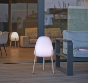 LAMPA DECORATIVA ROCKET, CONFECTIONATA DIN LEMN, CU TELECOMANDA