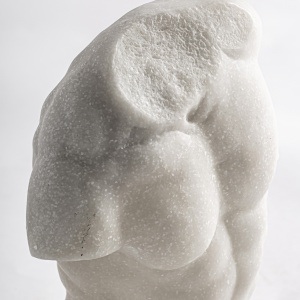 STATUETA PHILIP, 25CM, CULOARE ALBA, DIN RASINA, STIL MODERN, ARTIM GROUP SELECTION - Img 2