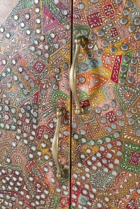 DULAP ELEGANT MOSAIC 90CM, REALIZAT DIN LEMN DE MANGO, CULOARE NATUR MULTICOLOR, GINER Y COLOMER - Img 5