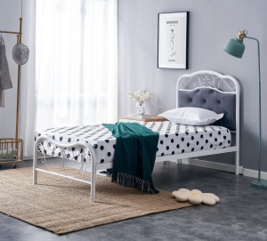PAT DORMITOR FABRIZIA, CU SOMIERA, ALB, DIN METAL, STIL MODERN