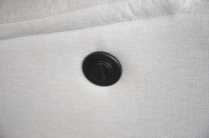 SCAUN CINEMA, HOLLYWOOD, REGLABIL ELECTRIC, REALIZAT DIN MATERIAL TEXTIL DE CULOARE BEJ, INVICTA INTERIOR - Img 3