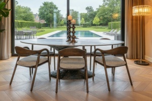 SCAUN DINING MIHARA, REALIZAT DIN LEMN DE CAUCIUC SI TEXTIL IGNIFUG, CULOARE MARO, DESIGN DEOSEBIT, RICHMOND INTERIORS - Img 3