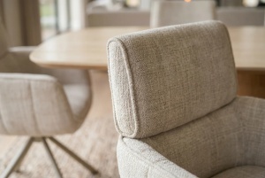 SET 2 SCAUNE ROTATIV, PAPILLON, REALIZAT DIN MATERIAL TEXTIL CHENILLE SI METAL, CULOARE BEJ, INVICTA INTERIOR - Img 10