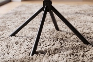 SET 2 SCAUNE ROTATIVE SIGNATURE, REALIZAT DIN METAL SI CATIFEA , CULOARE GALBEN MUSTAR, INVICTA INTERIOR - Img 3