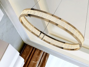 LUSTRA LORIAN, 55/150 CM, AURIU, DIN STICLA, OTEL SI ALUMINIU, STIL MODERN - Img 2
