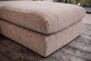 TABURET SUPER CONFORTABIL SOHO 100CM, REALIZAT DIN LEMN DE PIN SI MATERIAL TEXTIL, CULOARE BEJ, INVICTA INTERIOR - Img 5