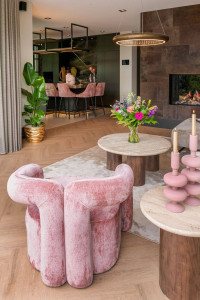 FOTOLIU CONFORTABIL DANA, ROZ, TAPITERIE CHENILLE, STIL MODERN, RICHMOND INTERIORS - Img 4