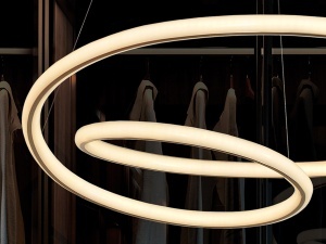 LUSTRA LED, TUBE 60CM, REALIZATA DIN METAL SI LED, FINISAJ AURIU, STIL MODERN - Img 4