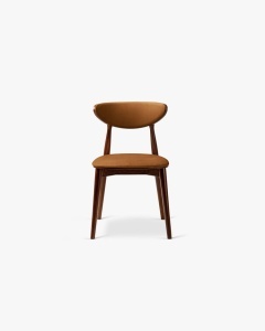 SCAUN DINING/BIROU RINA, CAMEL, TAPITAT CU TAPITERIE DIN TEXTIL CATIFEA MAGIC VELVET SI LEMN MASIV DE FAG, MICADONI