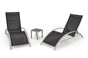 SET 2 SEZLONGURI + MASUTA EMBOLO, CONFECTIONAT DIN PLASA SI OTEL INOXIDABIL, STIL MODERN