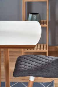 MASA DINING EXTENSIBILA BRADLEY, ALB/STEJAR LEFKAS, 140/185 CM, BLAT DIN MDF SI PICIOARE DIN LEMN MASIV, STIL CLASIC - Img 4